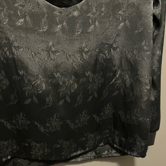 Vintage Liz Thomas cowl neck keyhole button back floral blouse L - Picture 9 of 10